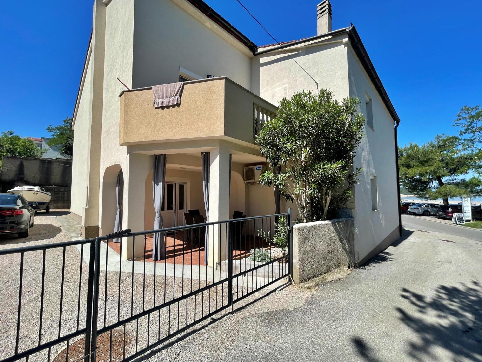Apartment Butkovic Šilo Kültér fotó